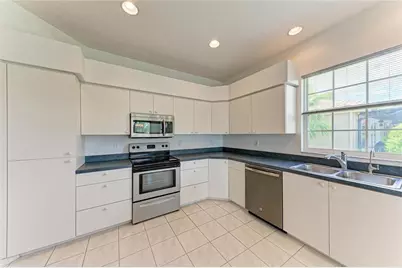 5489 Downham Meadows, Sarasota, FL 34235 - Photo 13
