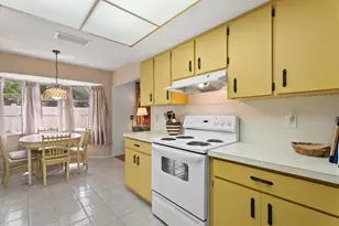 3378 Kenmore Dr, Sarasota, FL 34231 - Photo 25