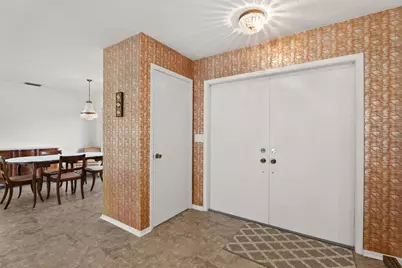 3378 Kenmore Drive, Sarasota, FL 34231 - Photo 11