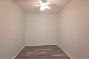 2747 73rd Ct W, Bradenton, FL 34209 - Photo 11