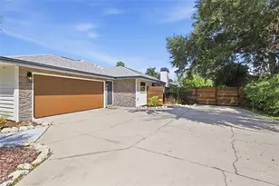 1411 70th St NW, Bradenton, FL 34209 - Photo 5