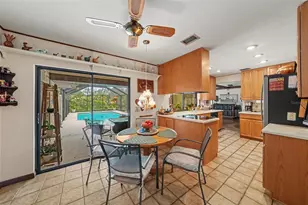 201 Wild Oak Dr, Brandon, FL 33511 - Photo 7