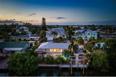 503 65th Street, Holmes Beach, FL 34217 - Photo 3