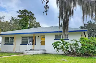 1901 6th St W, Palmetto, FL 34221 - Photo 1