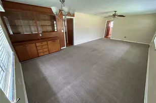 1901 6th St W, Palmetto, FL 34221 - Photo 3