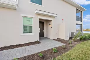 17585 Boracay Ct, Venice, FL 34293 - Photo 3