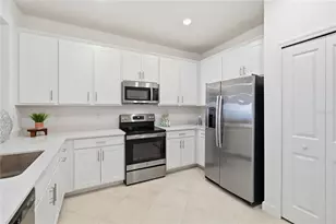 8776 Saint Kitts Circle, Englewood, FL 34224 - Photo 5