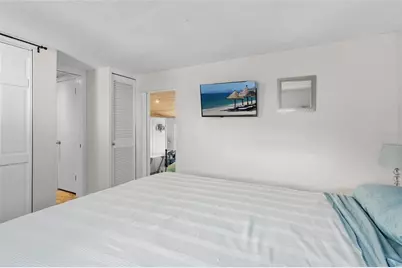 2055 Champion Street, Sarasota, FL 34231 - Photo 21