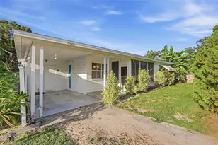 5375 49th Ave N, Saint Petersburg, FL 33709 - Photo 1