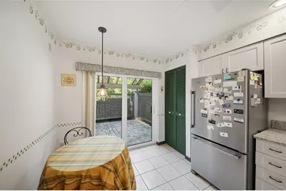3266 Sandleheath #51, Sarasota, FL 34235 - Photo 15