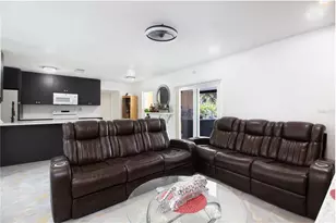 4313 Hollow Hill Dr, Tampa, FL 33624 - Photo 3