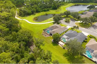 12223 Summer Meadow Drive, Lakewood Ranch, FL 34202 - Photo 5