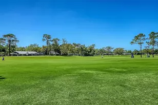 836 Magellan Dr, Sarasota, FL 34243 - Photo 17