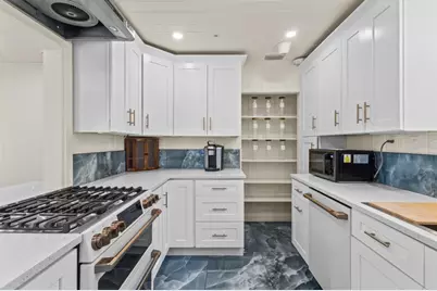 760 Longboat Court, Longboat Key, FL 34228 - Photo 9