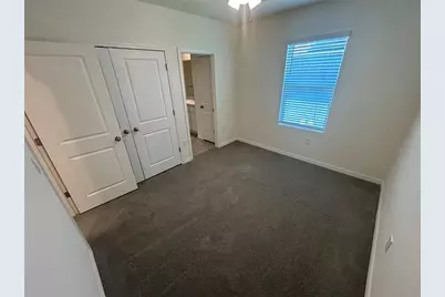 8736 Milestone Drive, Sarasota, FL 34238 - Photo 15