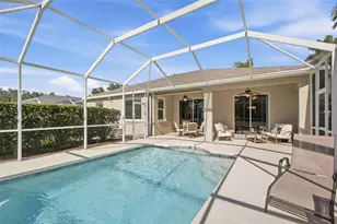 414 Londonderry Dr, Sarasota, FL 34240 - Photo 5