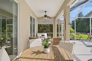414 Londonderry Dr, Sarasota, FL 34240 - Photo 9