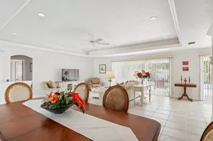 531 N Spoonbill Dr, Sarasota, FL 34236 - Photo 7