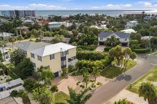 303 58th St, Holmes Beach, FL 34217 - Photo 95