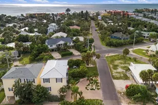 303 58th St, Holmes Beach, FL 34217 - Photo 97