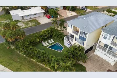 303 58th Street, Holmes Beach, FL 34217 - Photo 81