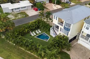 303 58th St, Holmes Beach, FL 34217 - Photo 81