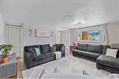 4455 Maygog Road, Sarasota, FL 34233 - Photo 5