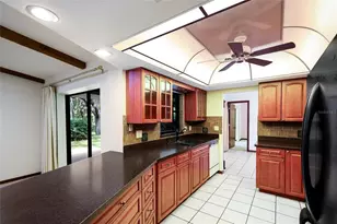 5273 Turtle Creek Ln, Sarasota, FL 34232 - Photo 15