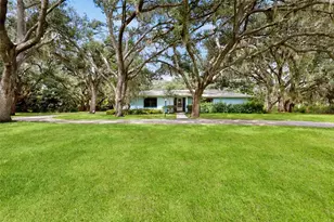 5273 Turtle Creek Ln, Sarasota, FL 34232 - Photo 3