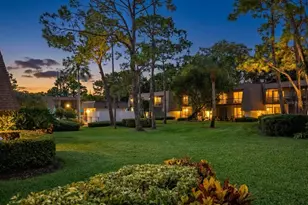 4610 Ringwood Meadow, Sarasota, FL 34235 - Photo 17