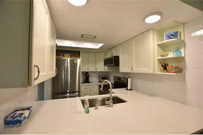 4610 Ringwood Meadow #17, Sarasota, FL 34235 - Photo 7