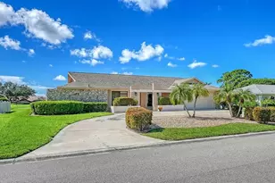 3708 Torrey Pines Way, Sarasota, FL 34238 - Photo 11