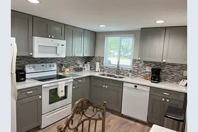 2505 Flamingo Boulevard #L9, Bradenton, FL 34207 - Photo 11