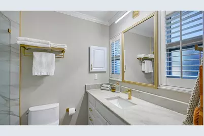 7137 Westmoreland Drive, Sarasota, FL 34243 - Photo 37