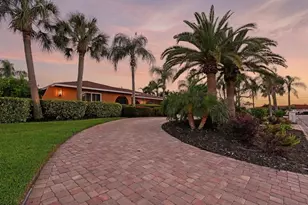 7137 Westmoreland Dr, Sarasota, FL 34243 - Photo 65