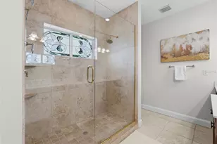 3816 6th Ave, Holmes Beach, FL 34217 - Photo 9