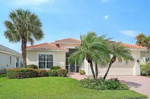 661 Misty Pine Dr, Venice, FL 34292 - Photo 5