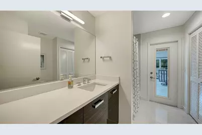 6948 Stetson Street Circle, Sarasota, FL 34243 - Photo 31