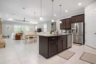 135 Pescador Pl, North Venice, FL 34275 - Photo 5