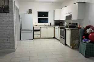 2325 28th Ave E, Palmetto, FL 34221 - Photo 3