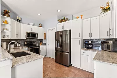 7107 91st Street E, Palmetto, FL 34221 - Photo 11