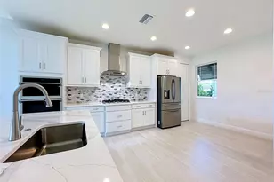 10618 Klee Ave, Bradenton, FL 34212 - Photo 9