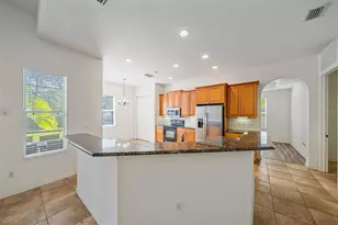 6623 38th Ln E, Sarasota, FL 34243 - Photo 15