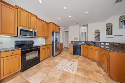6623 38th Lane E, Sarasota, FL 34243 - Photo 11