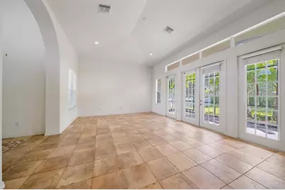 6623 38th Lane E, Sarasota, FL 34243 - Photo 7