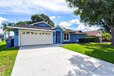 7129 Queen Palm Circle, Sarasota, FL 34243 - Photo 5