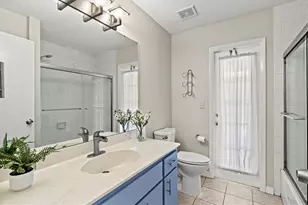 7129 Queen Palm Cir, Sarasota, FL 34243 - Photo 31
