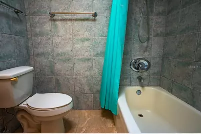 2339 Riverwood Pines Drive, Sarasota, FL 34231 - Photo 9
