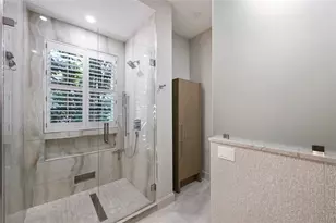 1749 Lincoln Park Cir, Sarasota, FL 34236 - Photo 25