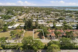 1740 Assisi Dr, Sarasota, FL 34231 - Photo 13